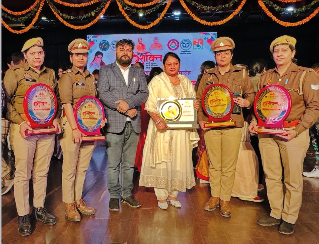 Alok Kumar Advocate public recognition photograph